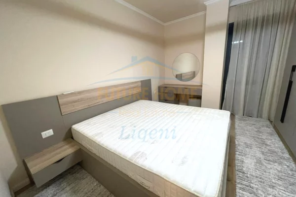 Shtepi me qera 1+1 ne Tirane - 999 Euro