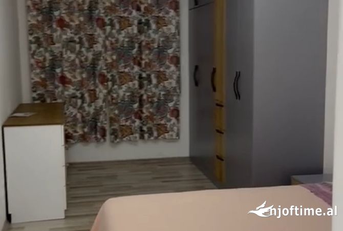 Shtepi me qera Apartament ne Tirane, 1+1, Mobilimi E mobiluar, Pagesa 35,000  Leke.