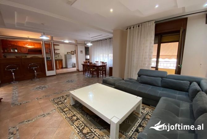 Shtepi me qera 3+1 ne Tirane - 1,000 Euro