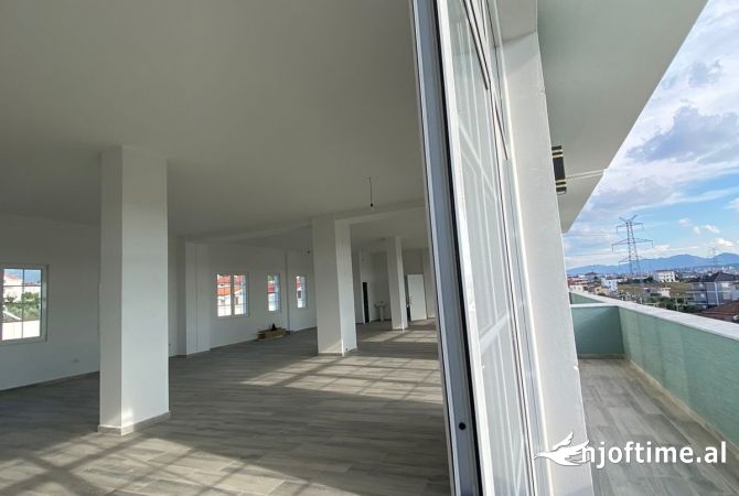 Ambient biznesi me qera 1+1 ne Tirane - 1,000 Euro