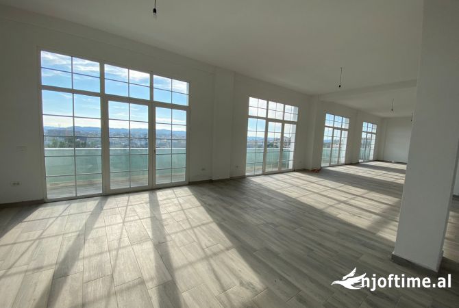 Ambient biznesi me qera 1+1 ne Tirane - 1,000 Euro