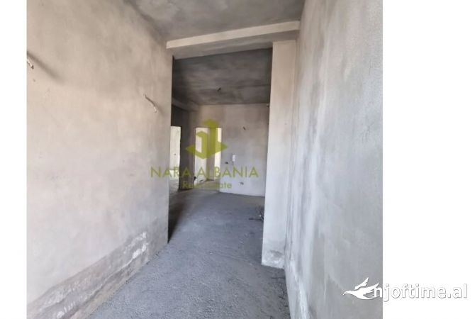 Shtepi ne shitje 5+1 ne Tirane - 420,000 Euro