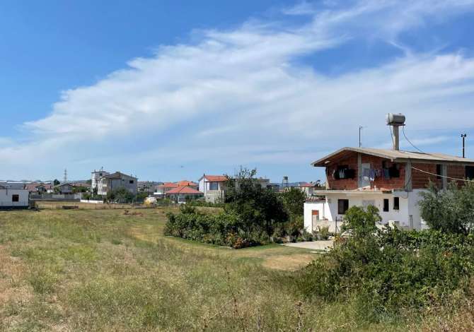 Truall ose Toke ne Tirane - 140,000 Euro