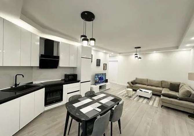 Shtepi me qera 2+1 ne Tirane - 900 Euro