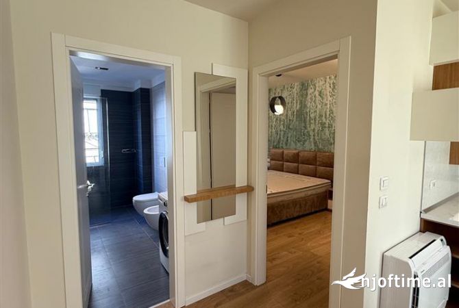 Shtepi me qera Apartament ne Tirane, 1+1, Mobilimi E mobiluar, Pagesa 800  Euro.