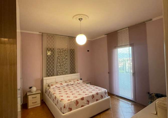 Shtepi me qera 5+1 ne Tirane - 800 Euro