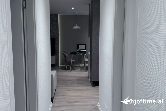 Shtepi me qera Apartament ne Tirane, 2+1, Mobilimi E mobiluar, Pagesa 500  Euro.