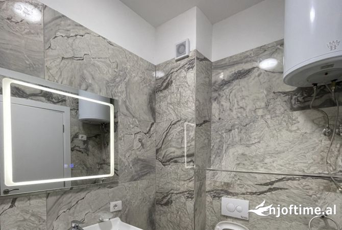 Shtepi me qera Apartament ne Tirane, 2+1, Mobilimi E mobiluar, Pagesa 600  Euro.