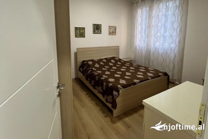 Shtepi me qera 2+1 ne Tirane - 600 Euro