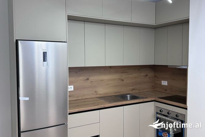 Shtepi me qera Apartament ne Tirane, 2+1, Mobilimi E mobiluar, Pagesa 500  Euro.