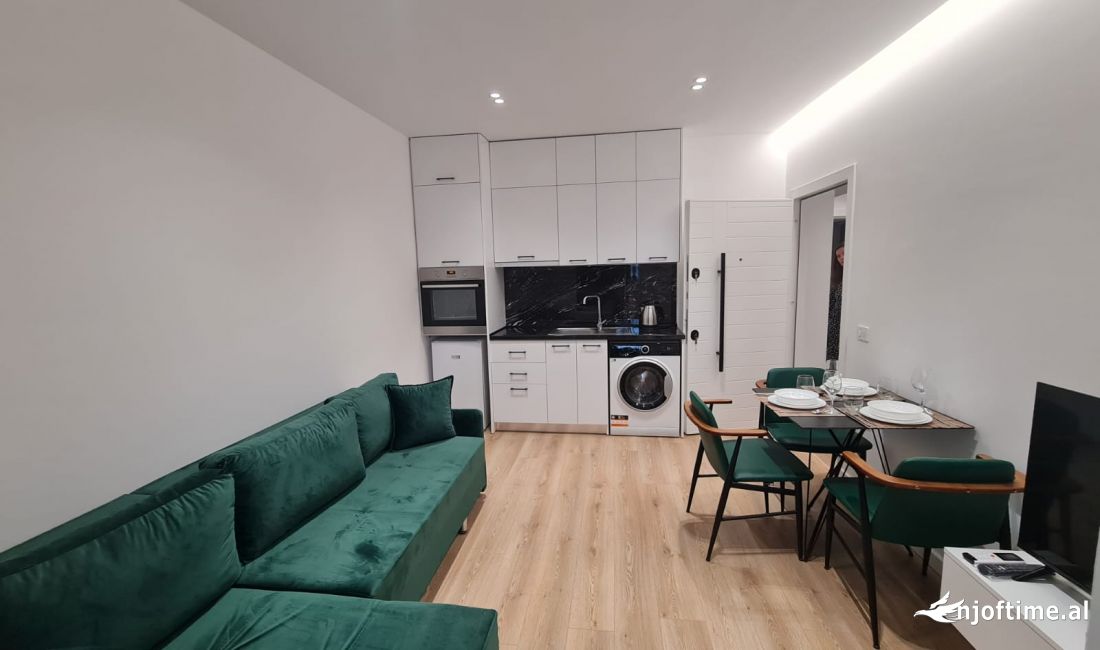 Shtepi me qera Apartament ne Tirane, 1+1, Mobilimi E mobiluar, Pagesa 1,500  Euro.