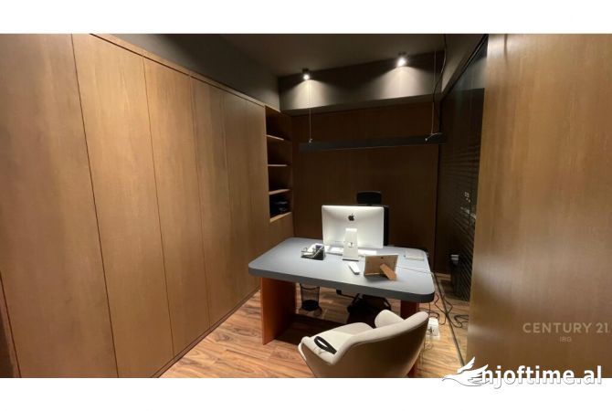 Ambient biznesi ne shitje 3+1 ne Tirane - 530,000 Euro