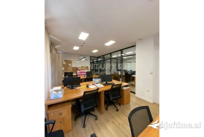 Ambient biznesi ne shitje 3+1 ne Tirane - 1,000,000 Euro