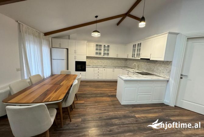 Shtepi me qera 3+1 ne Tirane - 1,500 Euro