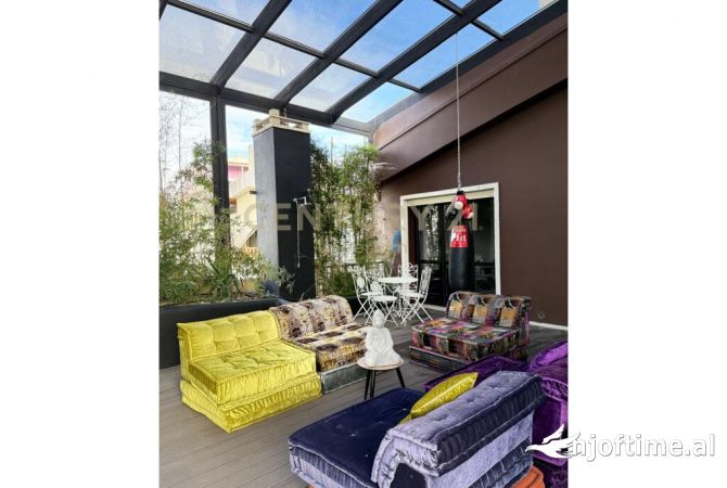 Shtepi me qera 3+1 ne Tirane - 2,000 Euro