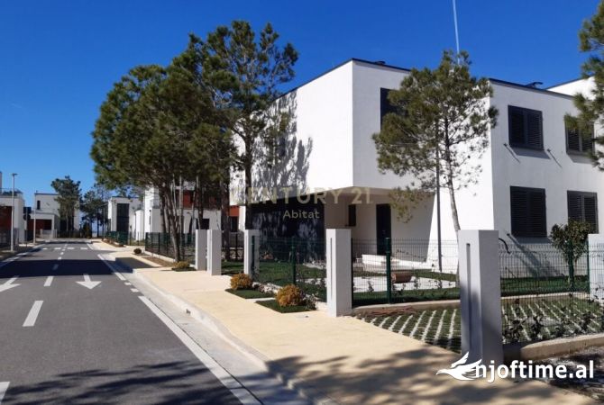 Shtepi ne shitje 1+1 ne Durres - 210,000 Euro