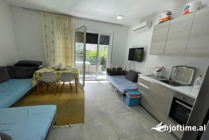 Shtepi ne shitje Apartament ne Durres, 1+1, Mobilimi E mobiluar, Pagesa 210,000  Euro.
