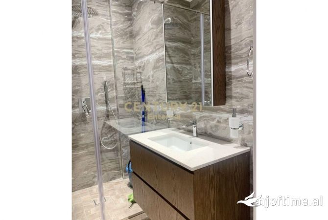 Shtepi me qera Apartament ne Tirane, 1+1, Mobilimi E mobiluar, Pagesa 750  Euro.