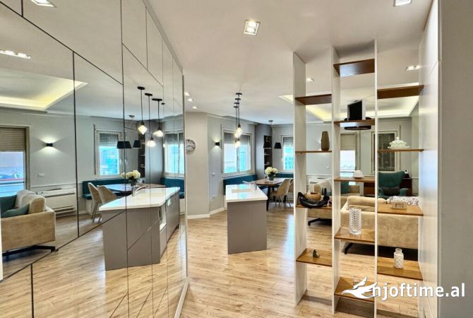 Shtepi me qera Apartament ne Tirane, 3+1, Mobilimi E mobiluar, Pagesa 900  Euro.