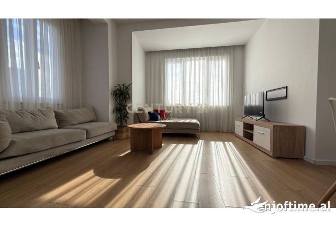 Shtepi me qera 2+1 ne Tirane - 1,500 Euro