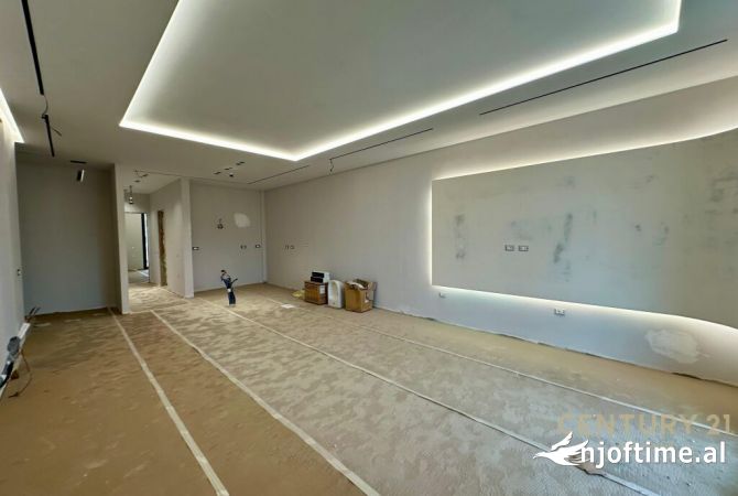 Shtepi ne shitje 2+1 ne Tirane - 550,000 Euro