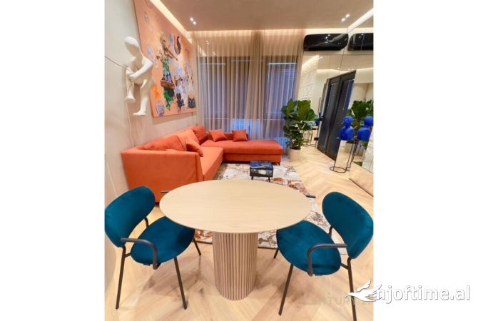 Shtepi me qera Apartament ne Tirane, 1+1, Mobilimi E mobiluar, Pagesa 1,000  Euro.