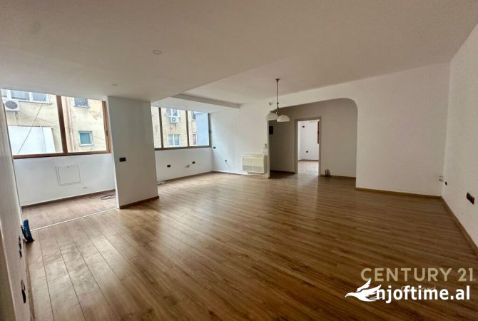 Shtepi ne shitje 3+1 ne Tirane - 250,000 Euro