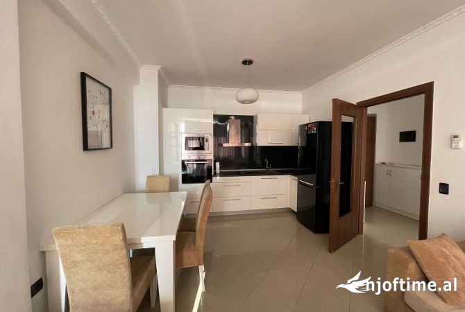 Shtepi ne shitje 1+1 ne Tirane - 90,000 Euro