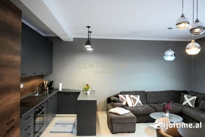 Shtepi ne shitje Apartament ne Vlore, 1+1, Mobilimi E mobiluar, Pagesa 188,000  Euro.