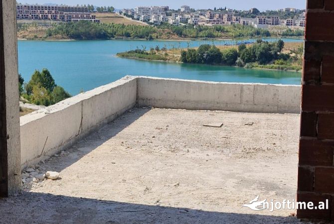 Shtepi ne shitje 3+1 ne Tirane - 580,000 Euro