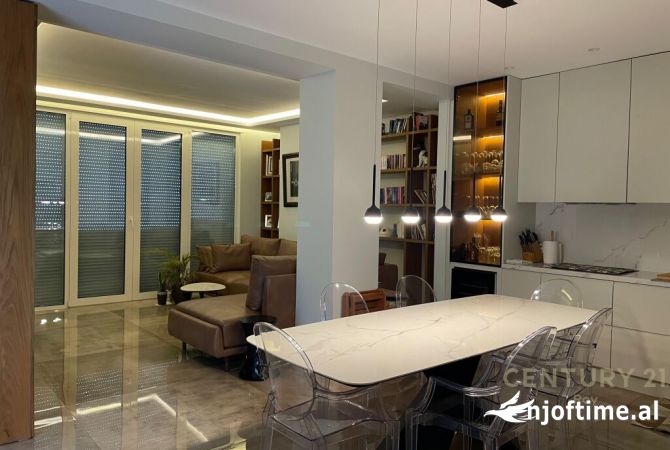 Shtepi ne shitje 1+1 ne Durres - 305,000 Euro