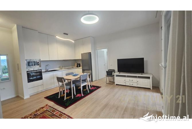 Shtepi me qera 2+1 ne Tirane - 650 Euro