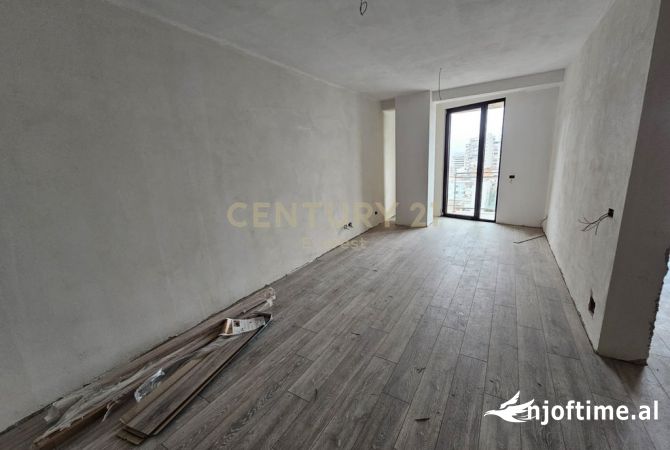 Shtepi ne shitje Apartament ne Tirane, 1+1, Mobilimi Bosh, pa mobiluar, Pagesa 165,000  Euro.