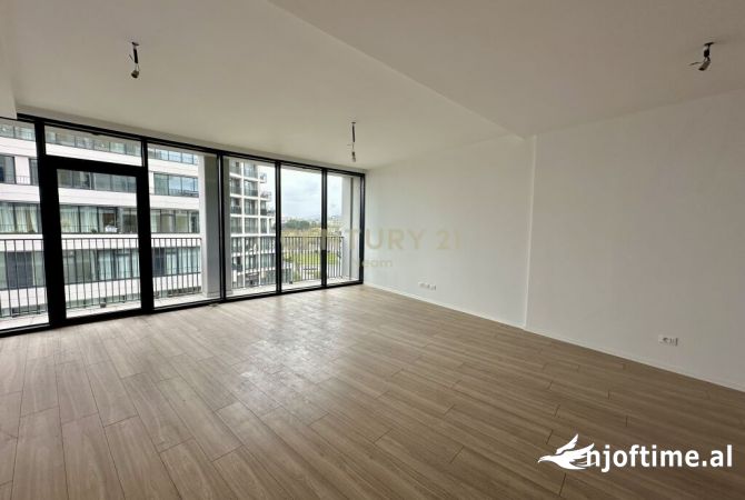 Ambient biznesi me qera 3+1 ne Tirane - 1,550 Euro