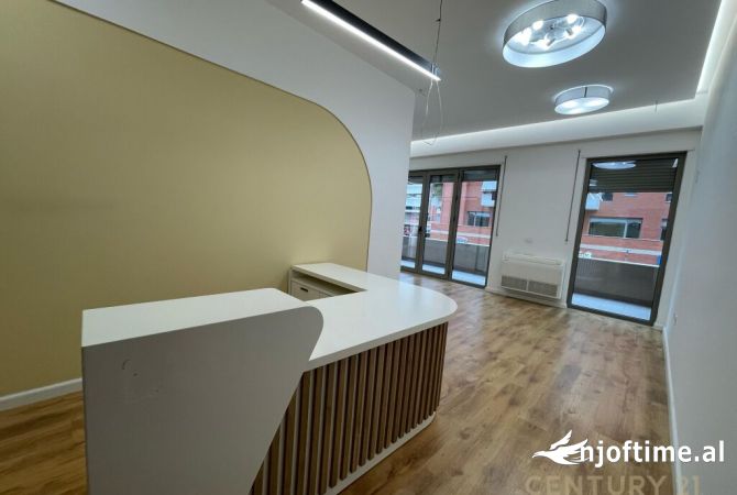 Jepet zyre me qira tek Kompleksi 