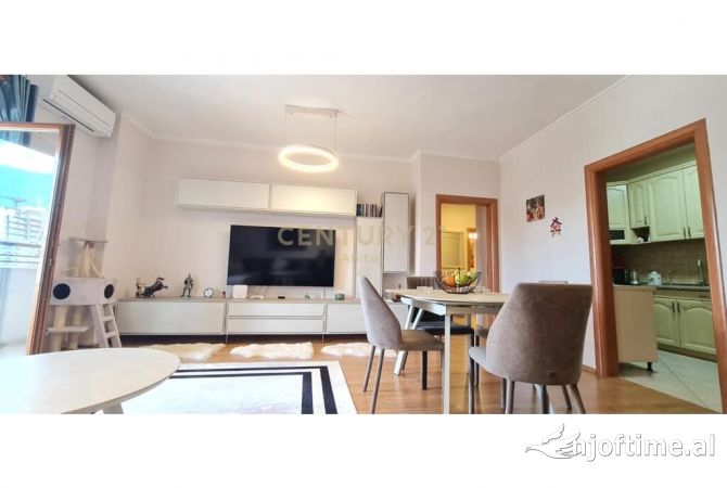 Shtepi me qera 3+1 ne Tirane - 1,500 Euro