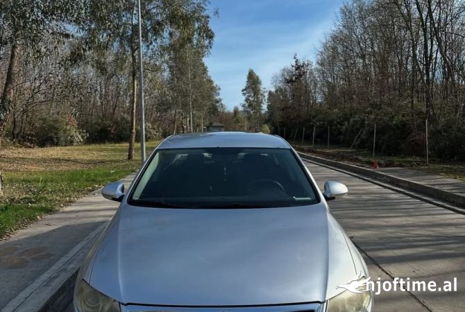 Auto in Vendita  a Tirana - 3,700 Euro