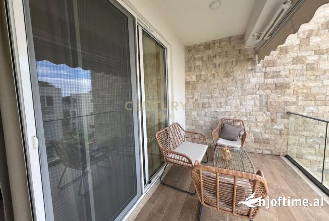 Shtepi ne shitje Apartament ne Durres, 2+1, Mobilimi E mobiluar, Pagesa 230,000  Euro.