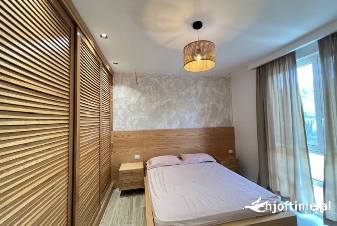 Shtepi ne shitje Apartament ne Durres, 2+1, Mobilimi E mobiluar, Pagesa 230,000  Euro.