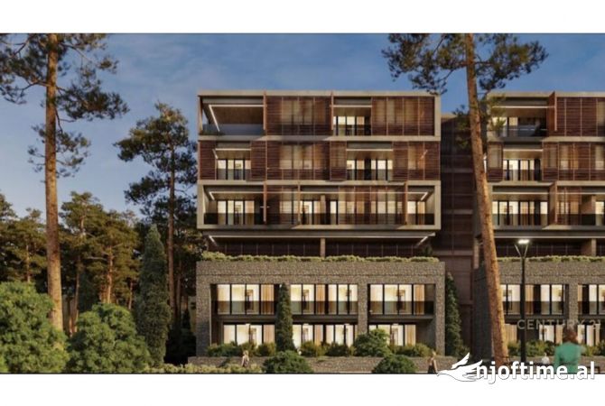 Shtepi ne shitje Penthose(kati i fundit panoramik) ne Durres, 3+1, Mobilimi Bosh, pa mobiluar, Pagesa 700,000  Euro.