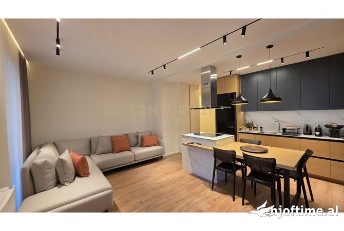 Shtepi ne shitje 2+1 ne Tirane - 390,000 Euro