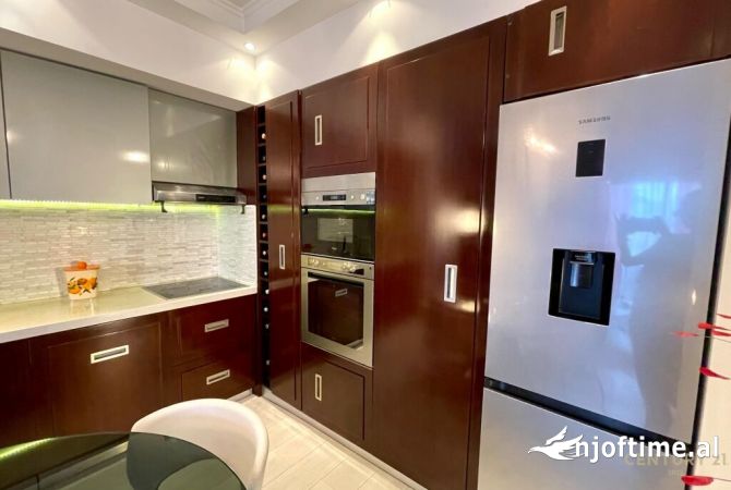 Shtepi ne shitje 2+1 ne Tirane - 239,000 Euro