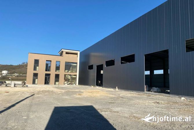 Ambient biznesi me qera 4+1 ne Tirane - 6,000 Euro