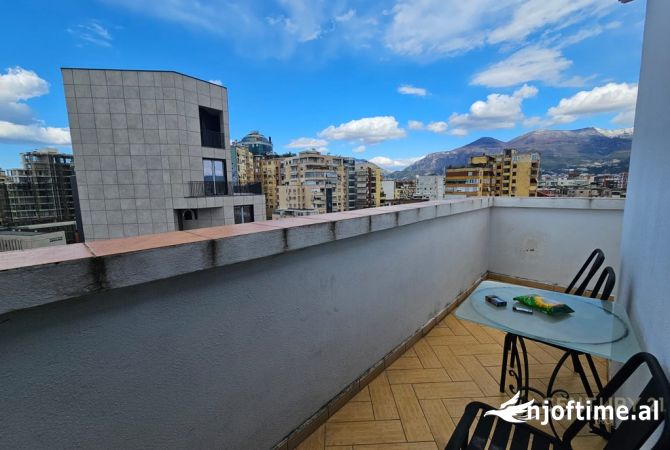 Shtepi ne shitje Apartament ne Tirane, 2+1, Mobilimi E mobiluar, Pagesa 215,000  Euro.