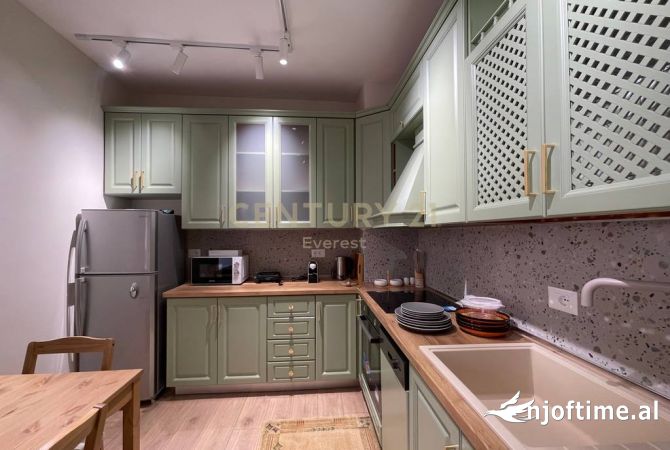 Shtepi me qera 1+1 ne Tirane - 1,000 Euro