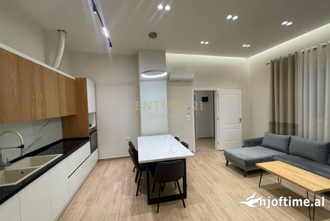 Shtepi me qera 2+1 ne Tirane - 600 Euro