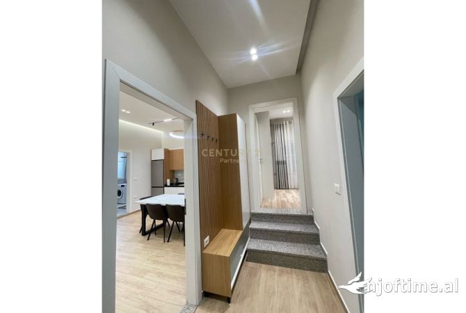 Shtepi me qera Apartament ne Tirane, 2+1, Mobilimi E mobiluar, Pagesa 600  Euro.