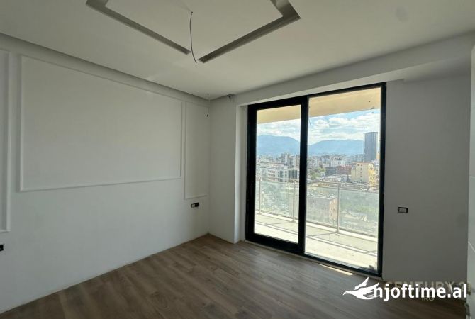Apartment for sale in Tirana 3+1, Emty