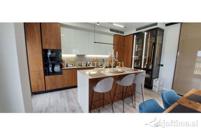 Shtepi ne shitje 2+1 ne Tirane - 340,000 Euro