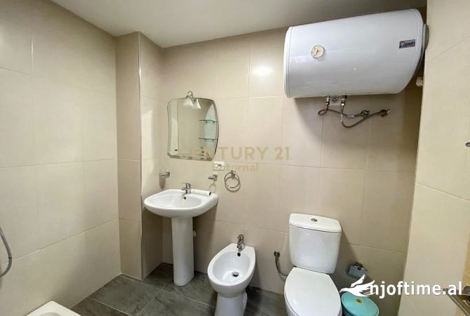 Shtepi me qera Apartament ne Tirane, 2+1, Mobilimi E mobiluar, Pagesa 650  Euro.